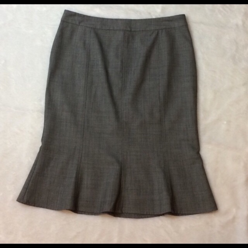 Gray Banana Republic Flaired Skirt